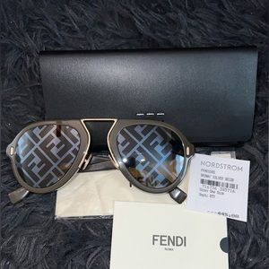 Fendi logo aviator sunglasses FFM0104S